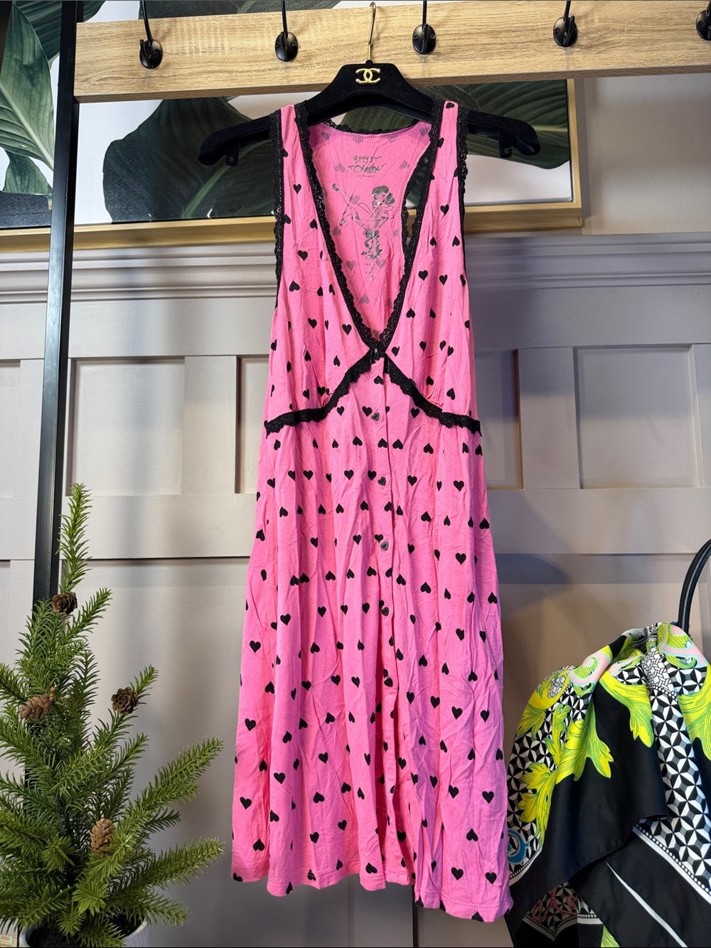 Pink and black heart-printed lingerie slip dress with lace trim M